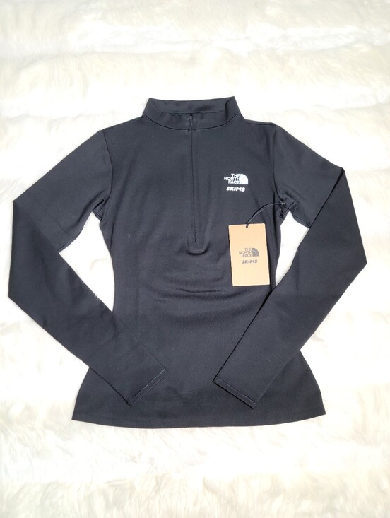 SKIMS Tops - The North Face TNF x SKIMS Refina Longsleeve Top Black Onyx Women Small NEW